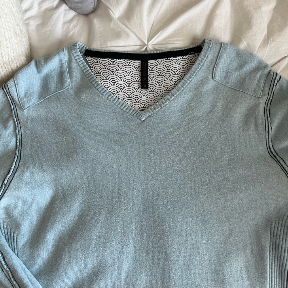 Sovereign Code Sweater - Picture 6 of 8
